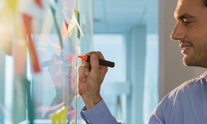 dry-erase-markers-on-glass