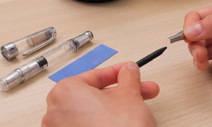Care-for-and-Maintain-a-Fountain-Pen