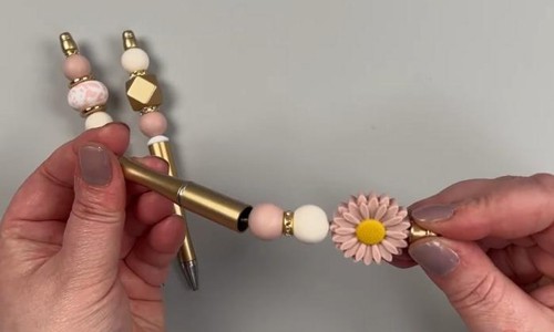 Step-5-of-Make-Beaded-Pens