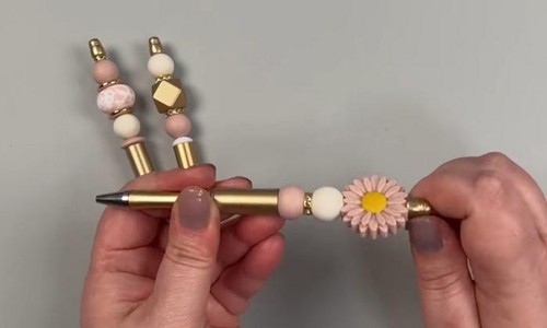 Step-6-of-Make-Beaded-Pens