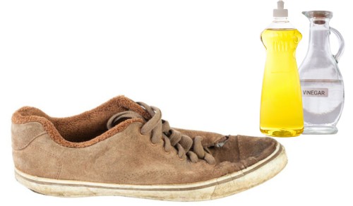 Distilled-White-Vinegar-and-Dish-Soap-Solution