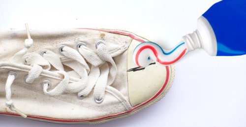 Use-Toothpaste-for-Small-Pen-Ink-Stains