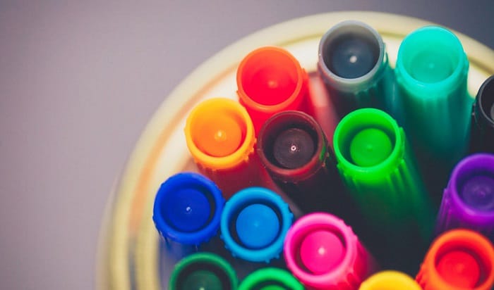 how-to-clean-paint-marker-nibs