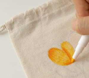 clothes-markers